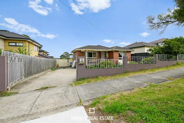 14 Doveton Ave, Eumemmerring VIC 3177