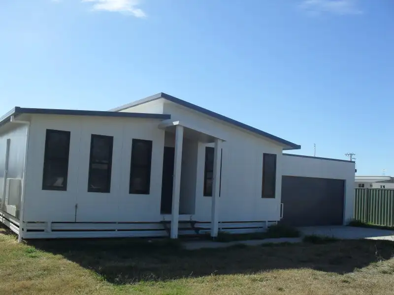 Main view of Homely house listing, 18 Hunter Street, Blackwater QLD 4717