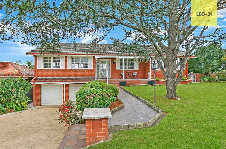 11 Woodstock Rd, Carlingford NSW 2118