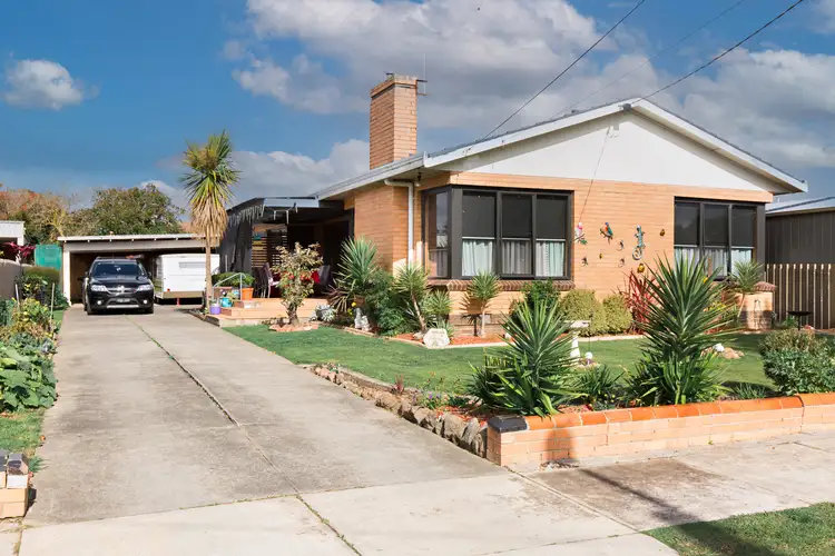 19 Orama Avenue