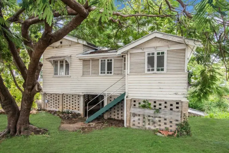 Main view of Homely house listing, 9 Echlin St, West End QLD 4810