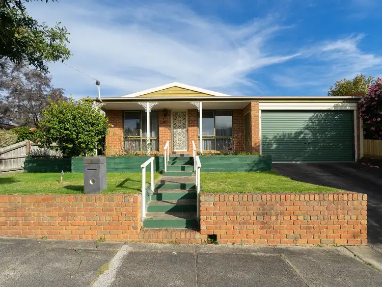 28 Whitford Way, Frankston VIC 3199
