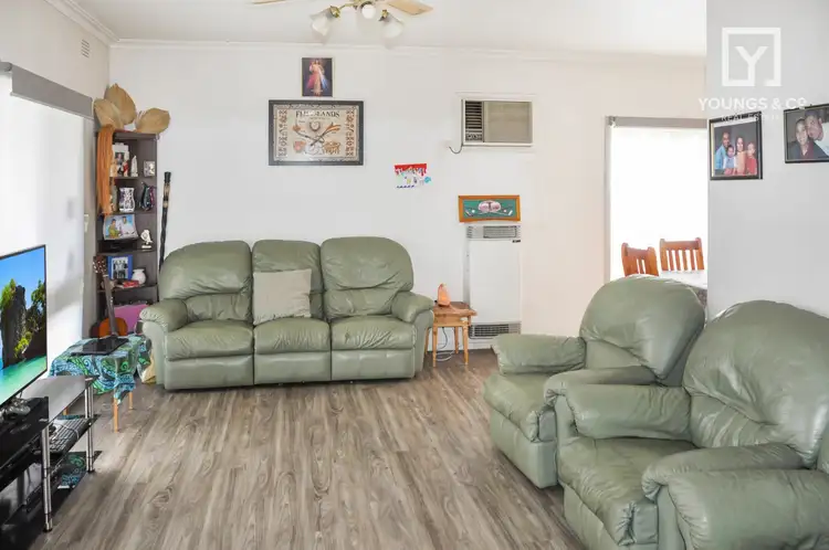 Second view of Homely house listing, Unit 4/5 Meaklim St, Shepparton VIC 3630
