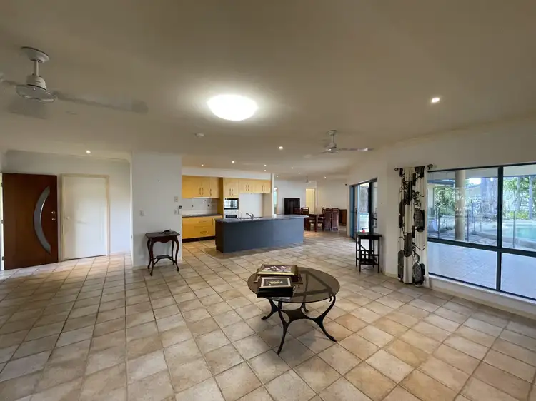 44 Holland St, Wongaling Beach QLD 4852