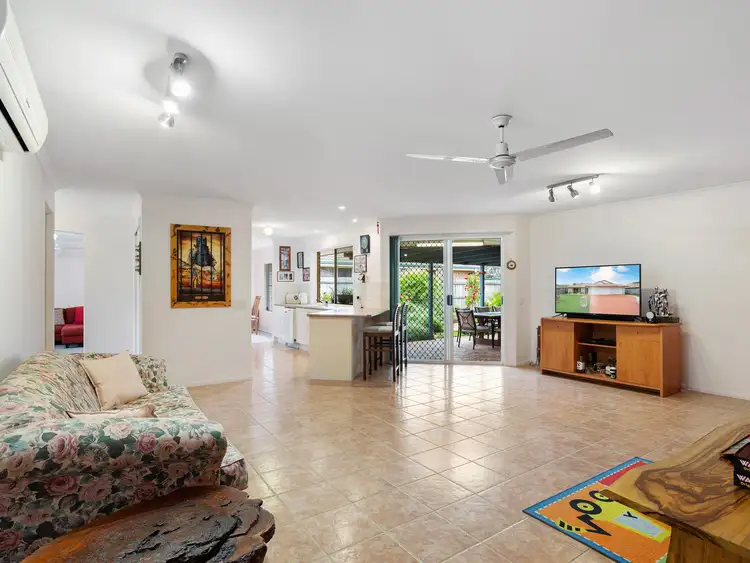 Fifth view of Homely house listing, 4 Smout Ct, Sandstone Point QLD 4511