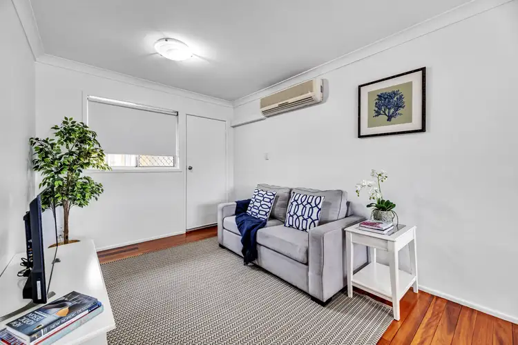 Fifth view of Homely unit listing, Unit 1/143 Old Cleveland Rd, Stones Corner QLD 4120