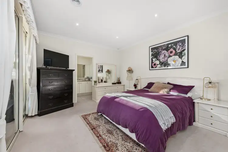 Fourth view of Homely house listing, 4 St Robbins Ave, Lake Gardens VIC 3355