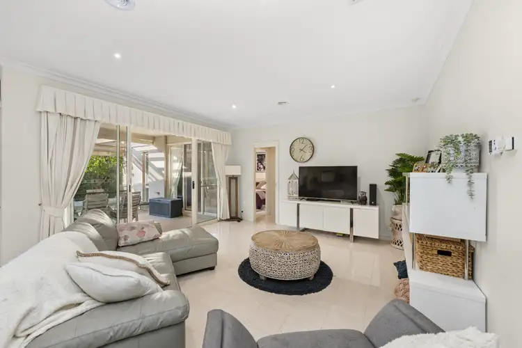 Sixth view of Homely house listing, 4 St Robbins Ave, Lake Gardens VIC 3355