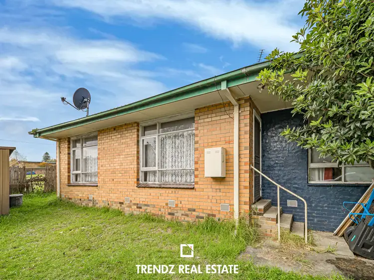 Unit 4/1 Eastleigh Ct, Newborough VIC 3825