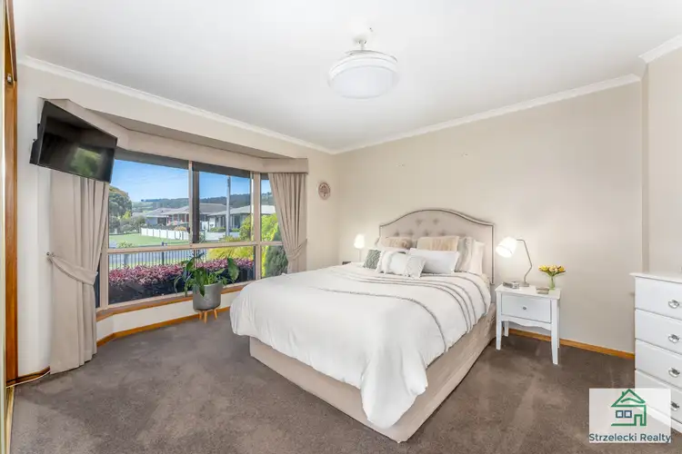 Sixth view of Homely house listing, 5 Edward Cres, Trafalgar VIC 3824