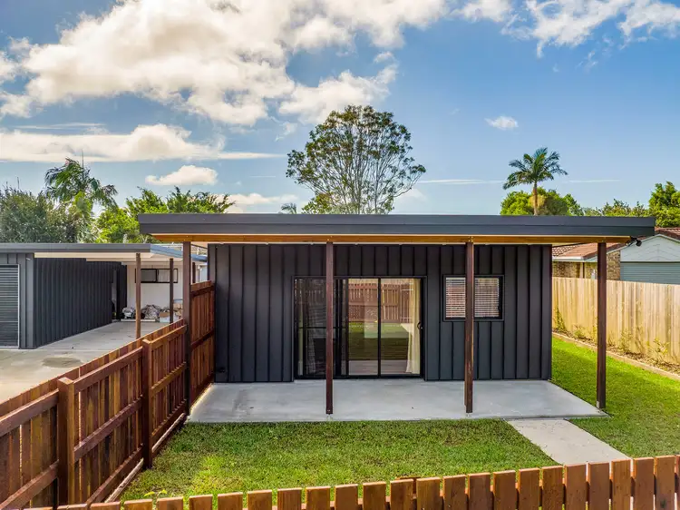 14A Gilba Ave, Ocean Shores NSW 2483