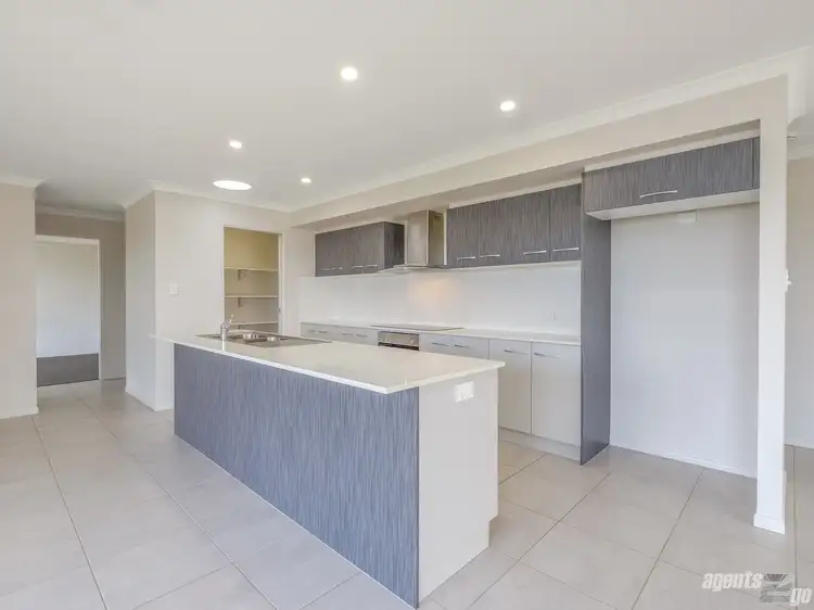 Sixth view of Homely house listing, 10 Moreton Ct, Southside QLD 4570