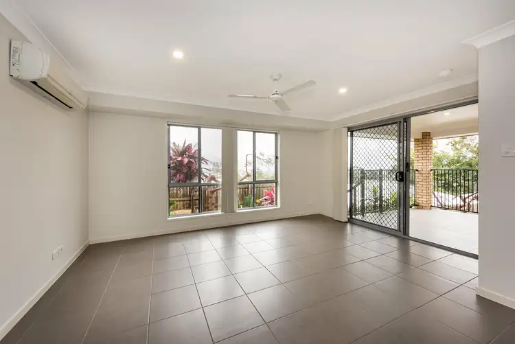 Sixth view of Homely unit listing, Unit 1/7 Felix St, Cranley QLD 4350