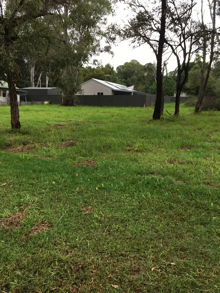 16 Yara St, Russell Island QLD 4184