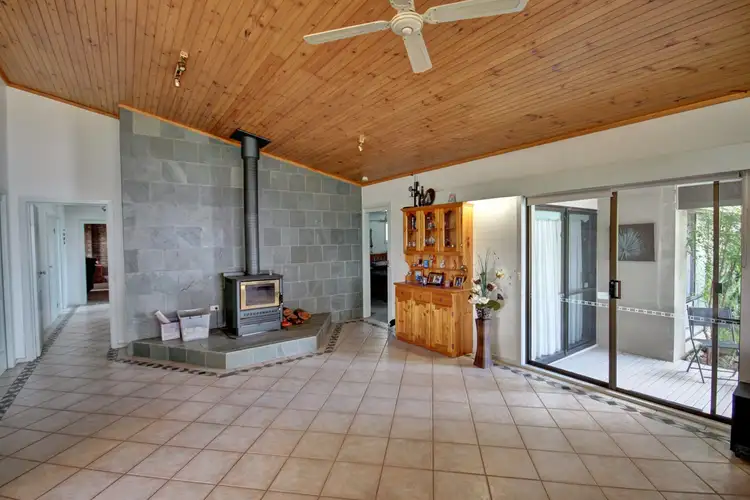 Fifth view of Homely house listing, 3 Green Court, Eagle Point VIC 3878