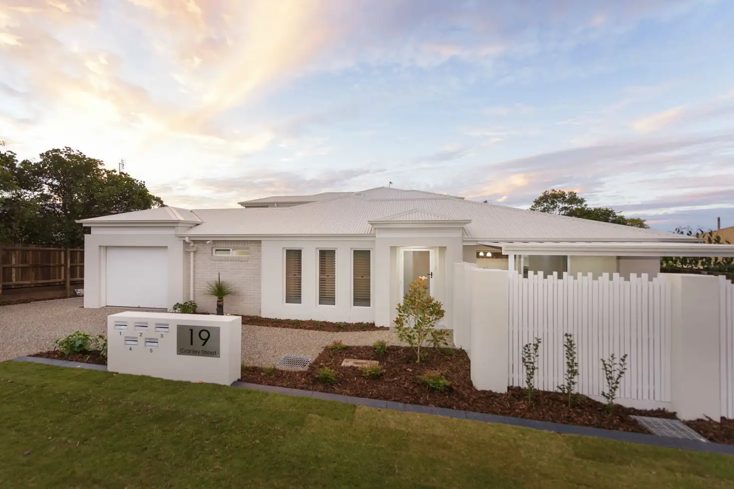 Main view of Homely unit listing, 2/19 Cranley Street, South Toowoomba QLD 4350