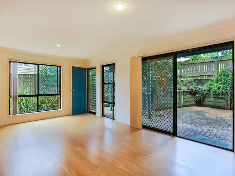 Main view of Homely townhouse listing, 2/10 Redarc Street, Fairfield QLD 4103