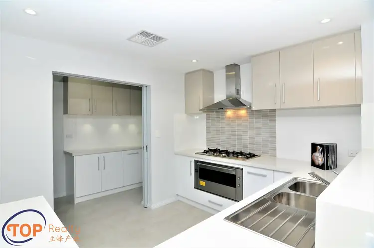 Fourth view of Homely house listing, 23 Parklands Square, Riverton WA 6148