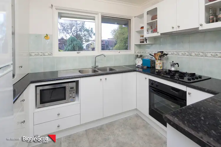 Fifth view of Homely house listing, 6 Carlinga Drive, Vermont VIC 3133