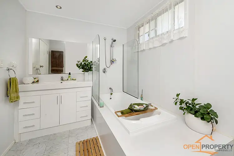 Sixth view of Homely house listing, 35 Frank St, Kirwan QLD 4817
