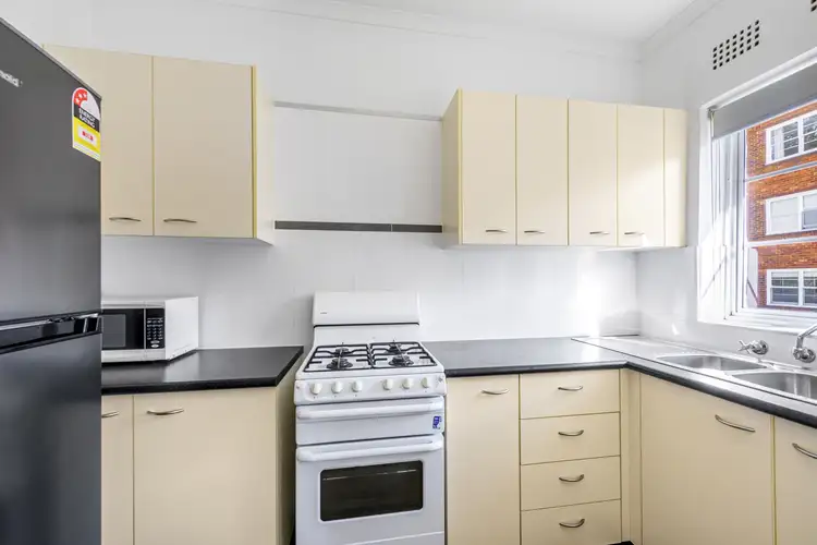 Third view of Homely studio listing, Unit 17/9 Esplanade, Elizabeth Bay NSW 2011
