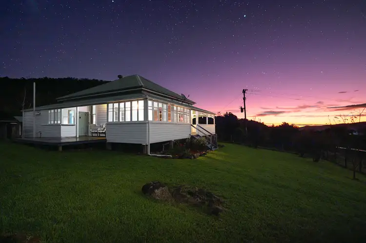 40 Reeves Rd, Gladfield QLD 4370