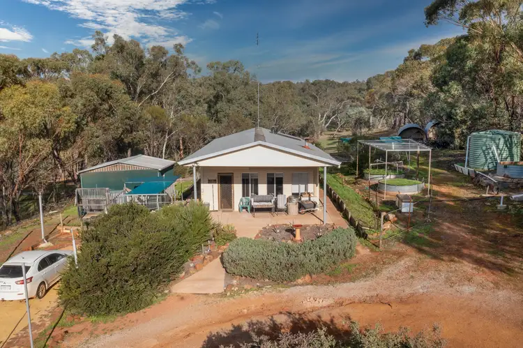 30 Pensioner Road, West Toodyay WA 6566