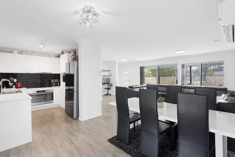 16 Boronia Ave, Daisy Hill QLD 4127