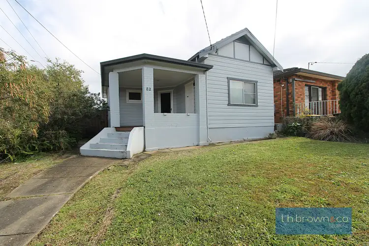82 Highview Ave