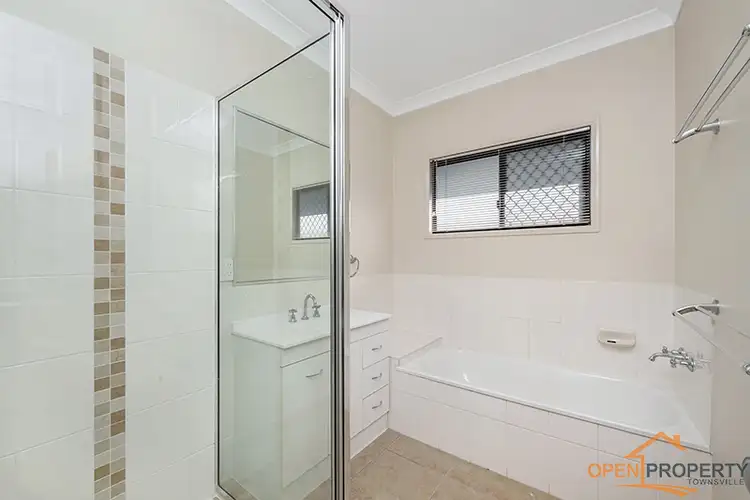 Fifth view of Homely house listing, 23 Chesham Dr, Kirwan QLD 4817