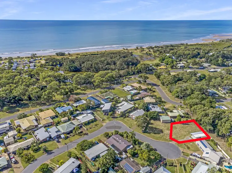 4 Orchid Dr, Moore Park Beach QLD 4670