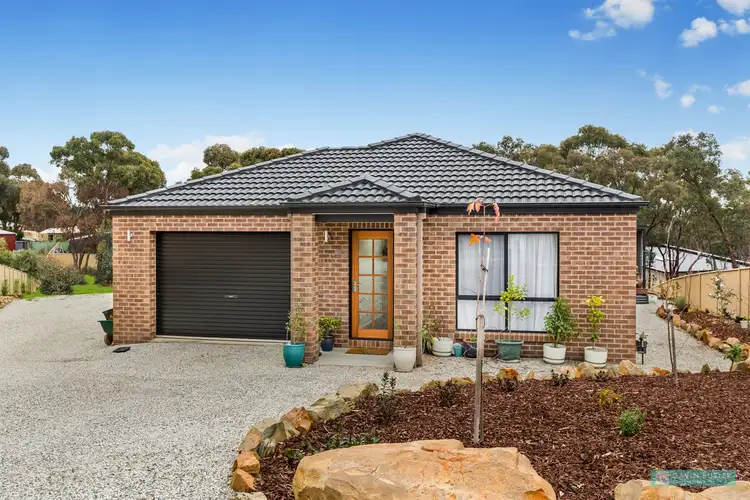 9A Clay Gully Ct, Maiden Gully VIC 3551