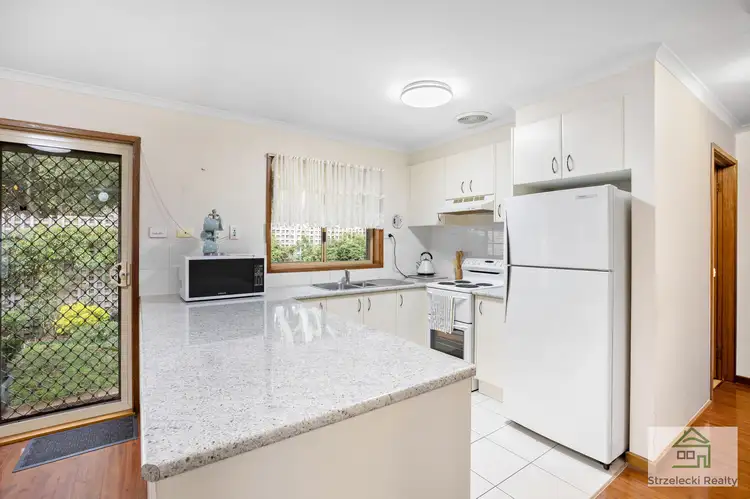 Fifth view of Homely unit listing, Unit 7/13 Saxtons Dr, Moe VIC 3825