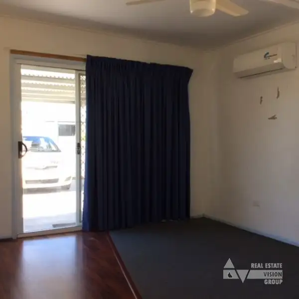 Sixth view of Homely unit listing, Unit 4/6 Clark Dr, Emerald QLD 4720