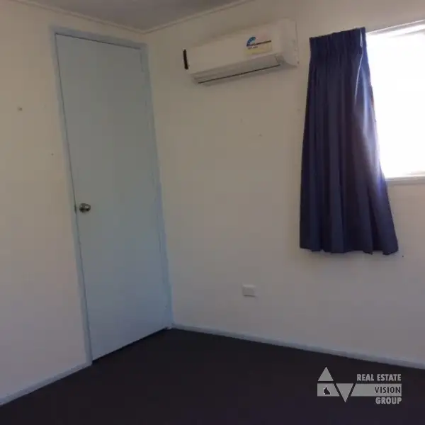 Seventh view of Homely unit listing, Unit 4/6 Clark Dr, Emerald QLD 4720
