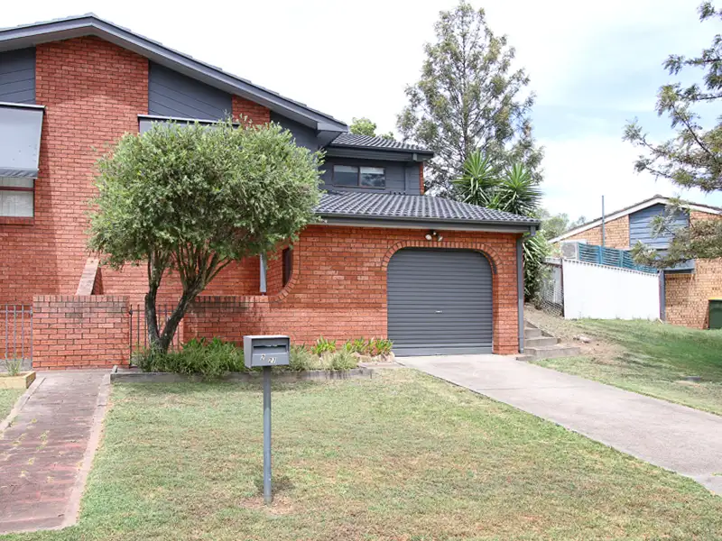 Main view of Homely townhouse listing, Unit 2/27 Simpson Tce, Singleton NSW 2330