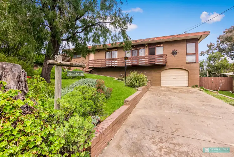 14 Francliff Ave, Spring Gully VIC 3550