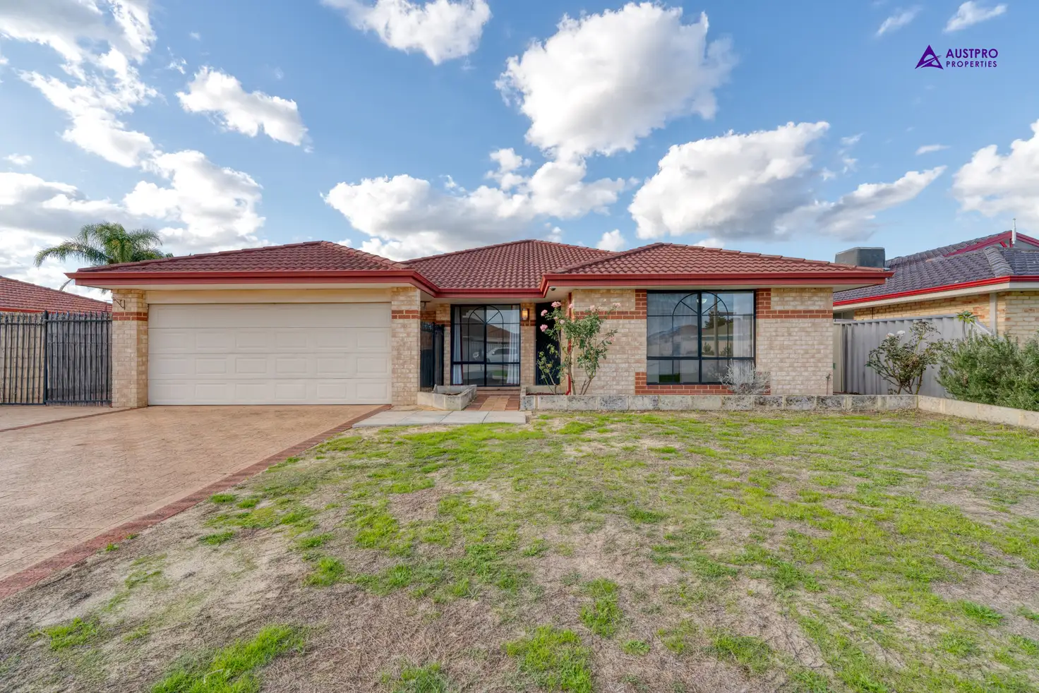 Main view of Homely house listing, 8 Thomasia Street, Huntingdale WA 6110