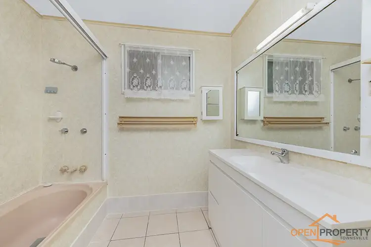 Fifth view of Homely house listing, 2 Rosemary St, Kelso QLD 4815
