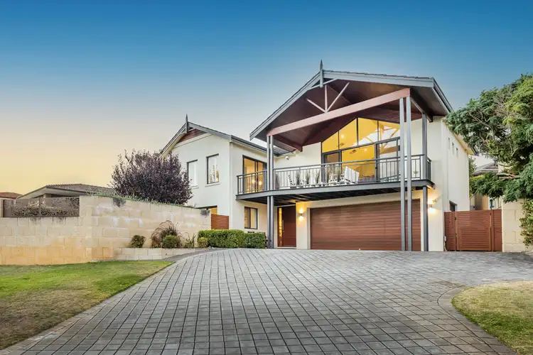 6 Craig St, Wembley Downs WA 6019