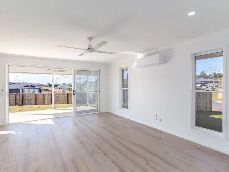 Fourth view of Homely house listing, 2 Cardinal Circuit, Jones Hill QLD 4570