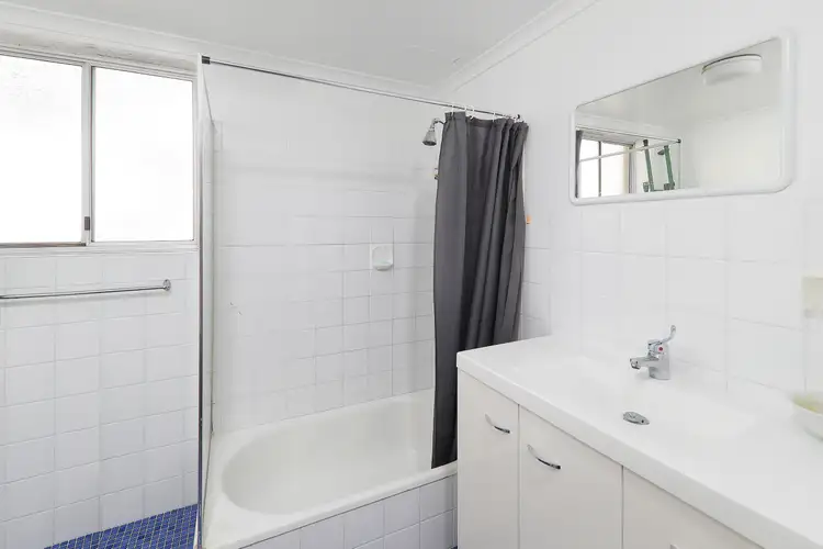 Sixth view of Homely unit listing, Unit 1/18 Raby Rd, Coorparoo QLD 4151