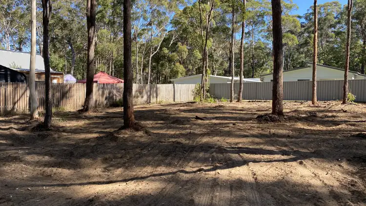 9 Forest Hill Rd, Russell Island QLD 4184