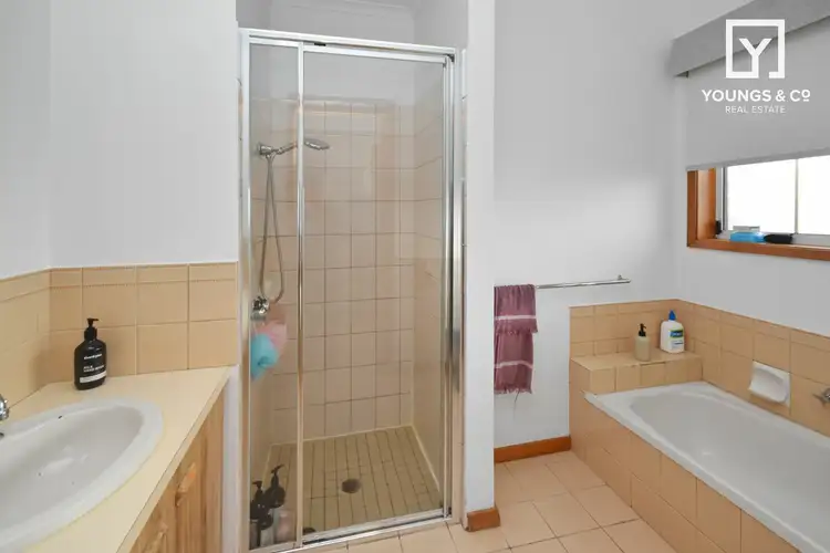 Sixth view of Homely unit listing, Unit 2/11 Graham St, Shepparton VIC 3630