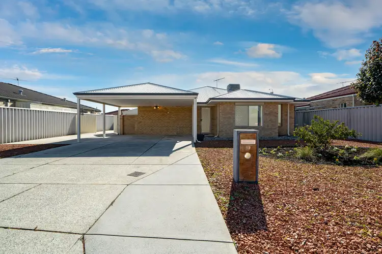 19 Pensacola Ave, Caversham WA 6055