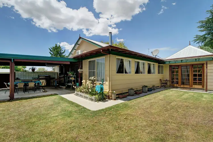 Second view of Homely house listing, 37 Rowan Avenue, Uralla NSW 2358