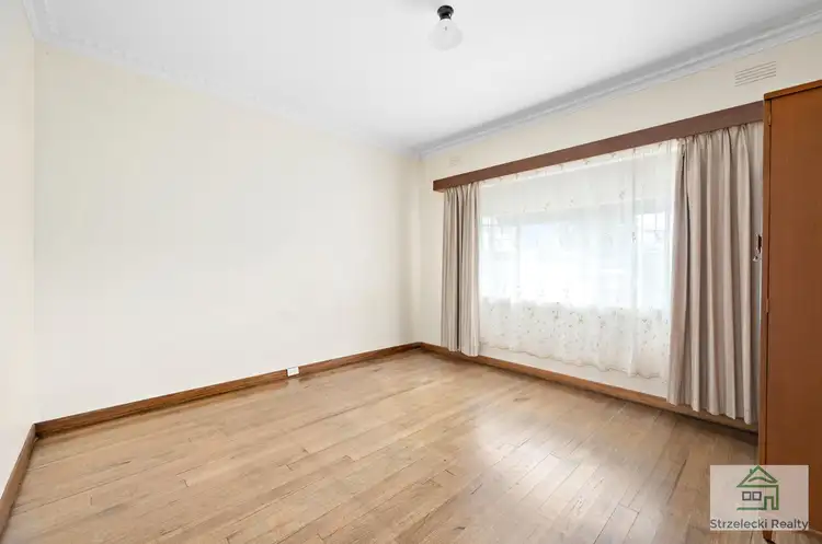 Seventh view of Homely house listing, 1 Brock St, Moe VIC 3825