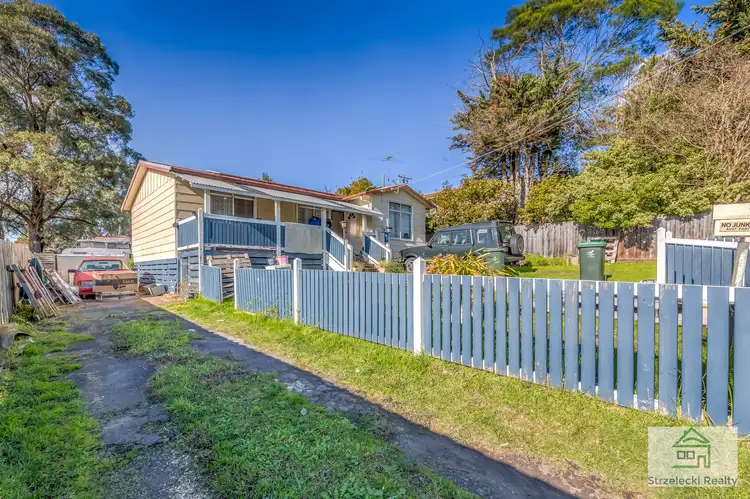 23 Beck St, Moe VIC 3825