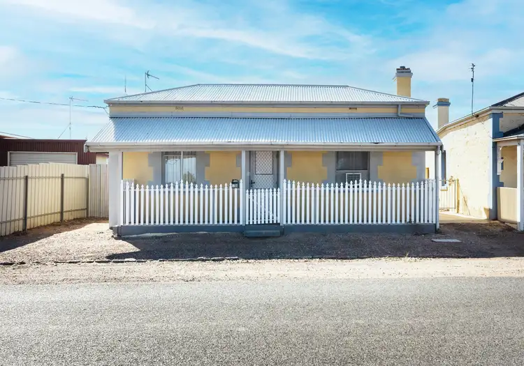 17A Cornish Tce, Wallaroo SA 5556