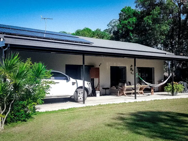 17 Dalgleish St, Kurrimine Beach QLD 4871